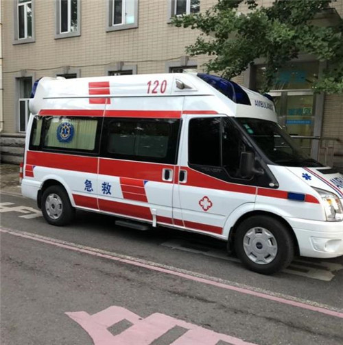 景东选择我们的救护车出租,开启安心转院之旅