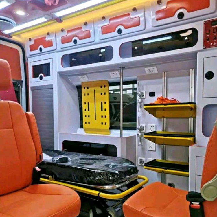 景东长途救护车护送病人租赁价格